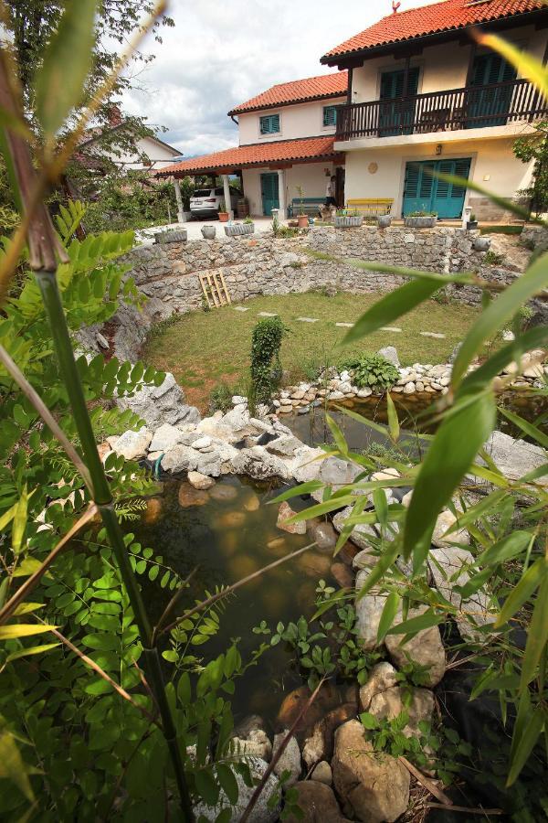 Vila Salamander Stanjel Exterior photo